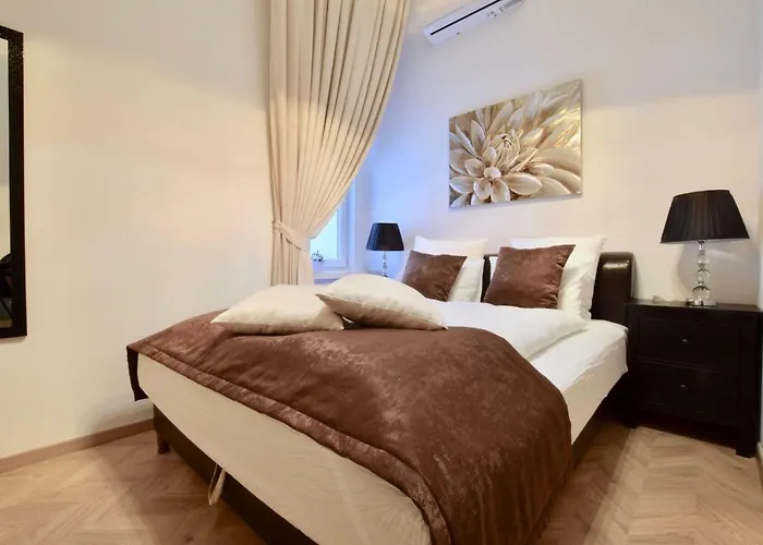 Luxury Apartment By Hi5 - Havas Street