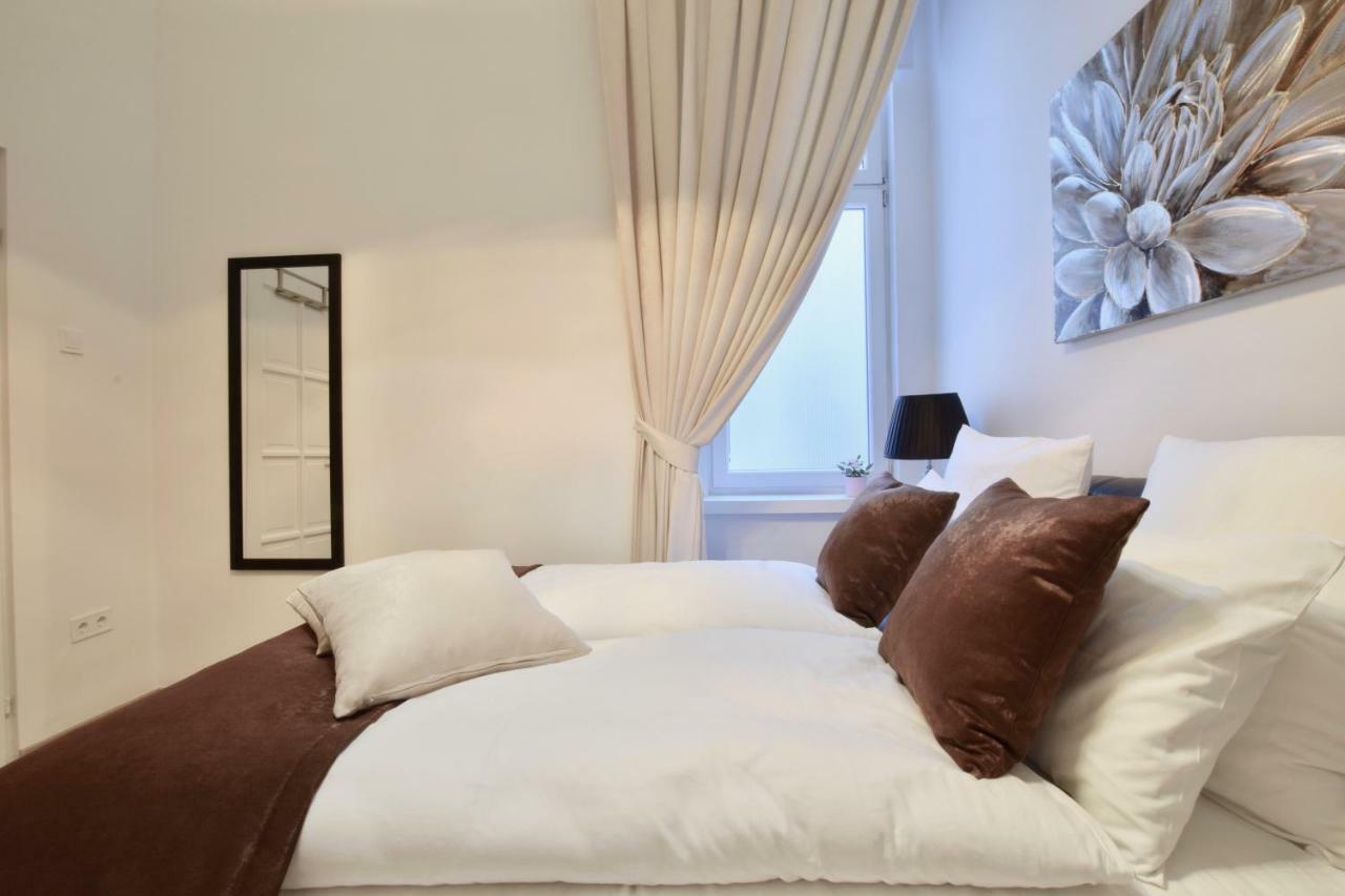 Luxury By Hi5 - Havas Street Apartament